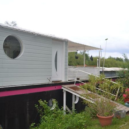 Peniche "Le Defi" Bed and Breakfast Marolles-sur-Seine Eksteriør billede